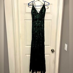Windsor prom dress. Worn once for prom! Excellent condition!